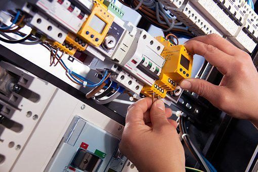 Electrician in Laveen