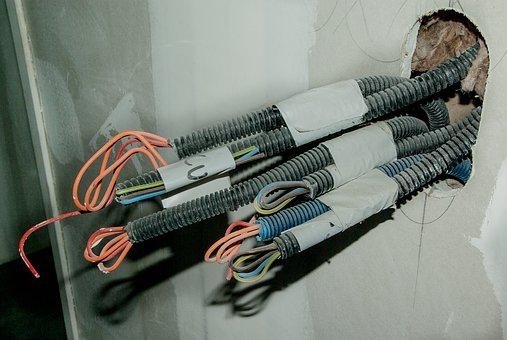 Electrician in Tucson