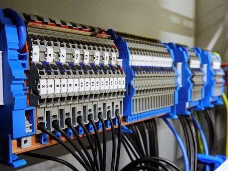 Electrician in Cortaro
